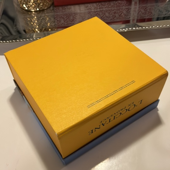 L’Occitane empty box - Picture 2 of 3